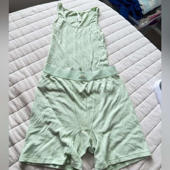 SKIMS Other - Skims soft lounge set